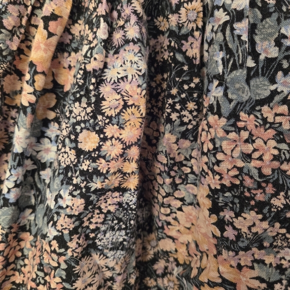 American Eagle Floral Linen Blend Pleated Mini Skirt Size Large - Picture 4 of 6